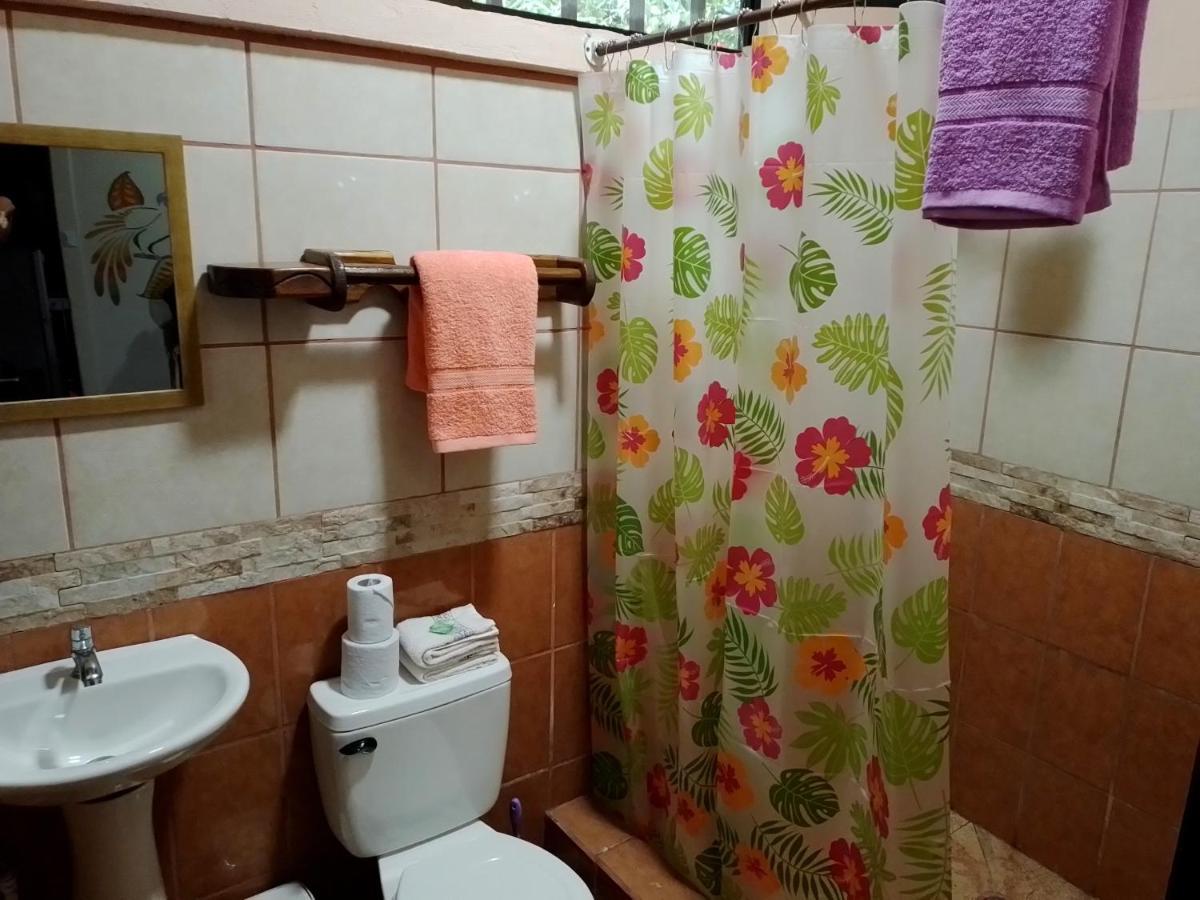 Apartamento Casa Alegra Puerto Viejo de Talamanca Exterior foto