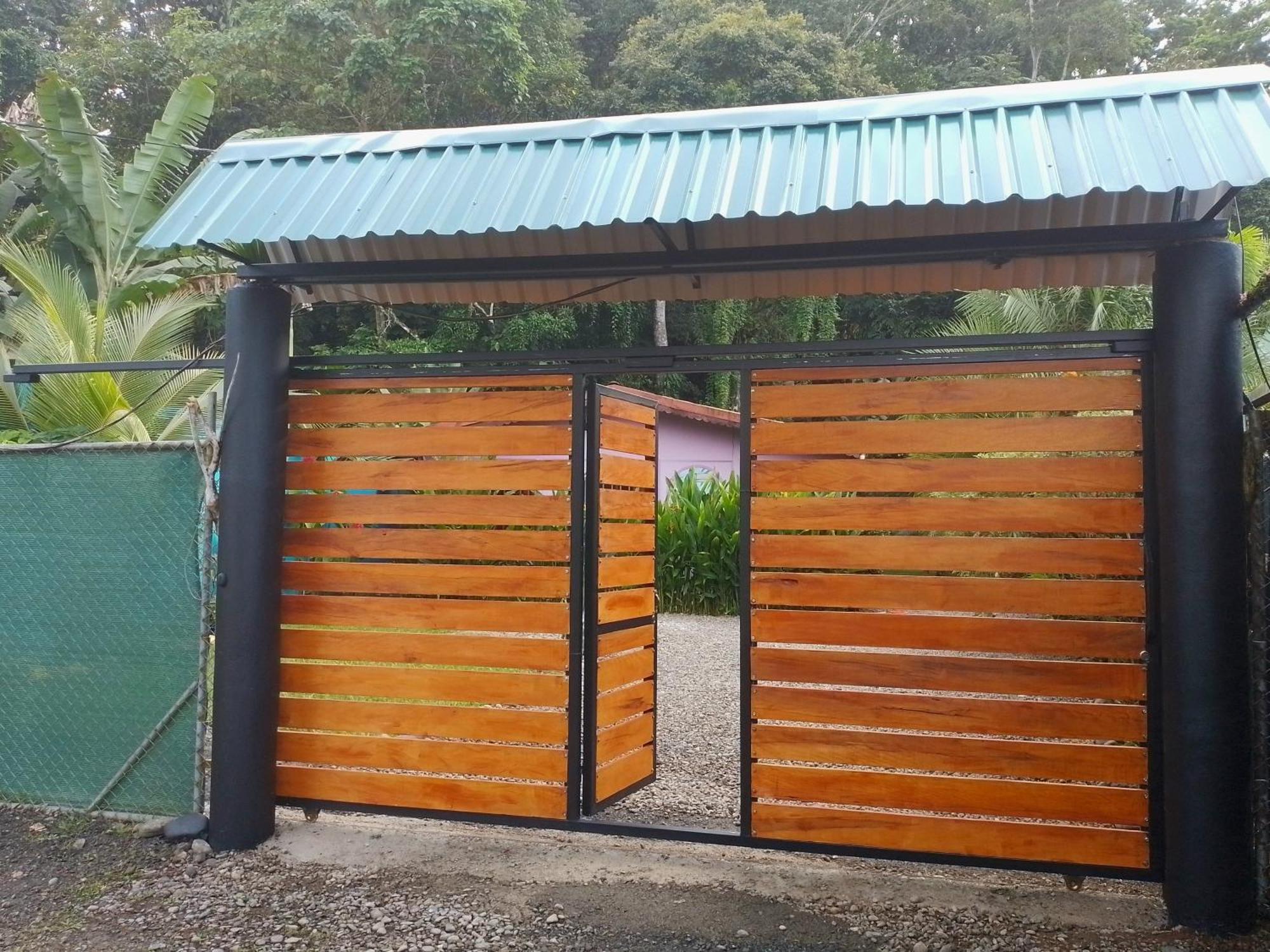 Apartamento Casa Alegra Puerto Viejo de Talamanca Exterior foto
